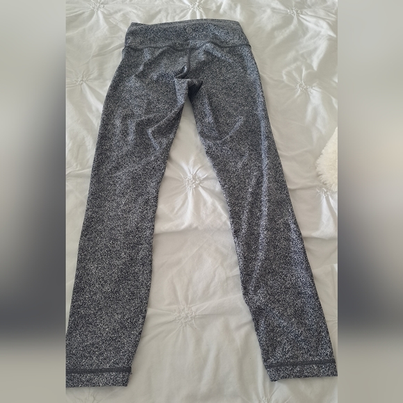 LULULEMON | 7/8 leggings - Picture 2 of 2